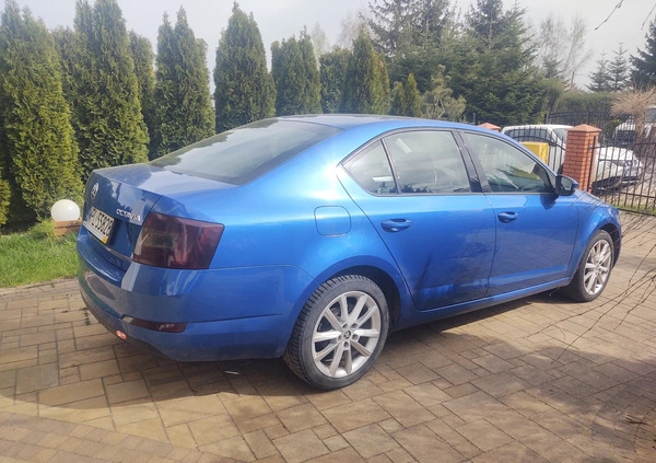 Skoda Octavia cena 31900 przebieg: 324000, rok produkcji 2015 z Gdańsk małe 781